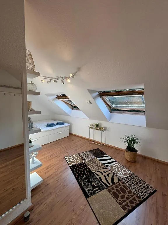 Privatunterkunft Am Aaper Wald Düsseldorf Accommodatie bij particulieren